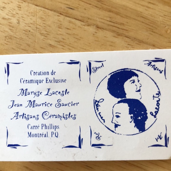 Lovely ceramic earrings in brown and green tones with a small heart below - Picture 5 of 6